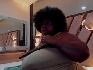 Renatafoxter1  live sex cam