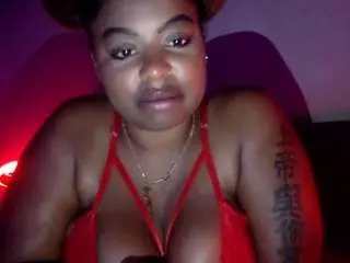 Yourfavaries  live sex cam