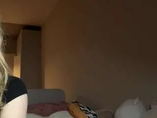 Jazmineich  live sex cam