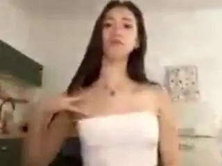 Lucilakanne  live sex cam