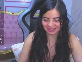 Chinatsu-t  live sex cam