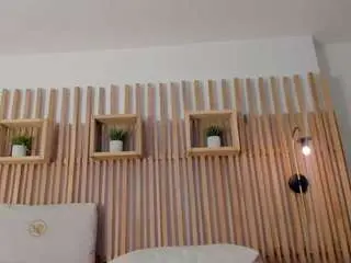 Maye-wells  live sex cam