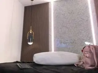 Maye-wells  live sex cam