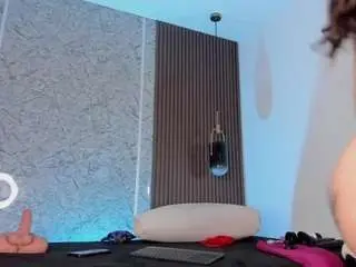 Maye-wells  live sex cam