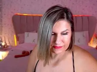 Kiraroxx  live sex cam