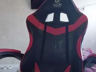 Michaeladuncan  live sex cam