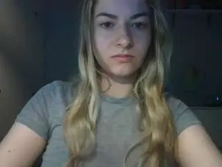 Rosiejune  live sex cam