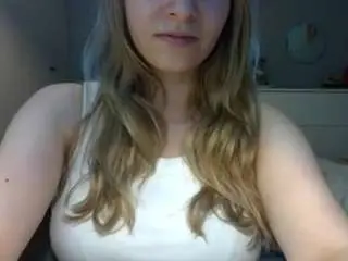 Rosiejune  live sex cam