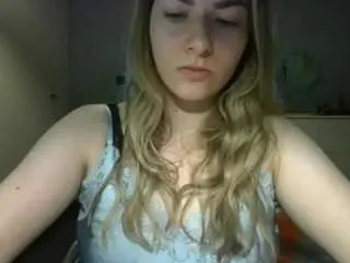 Rosiejune  live sex cam