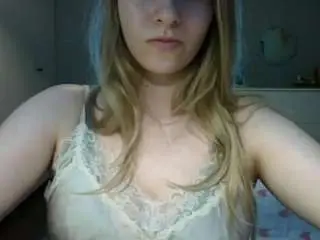 Rosiejune  live sex cam