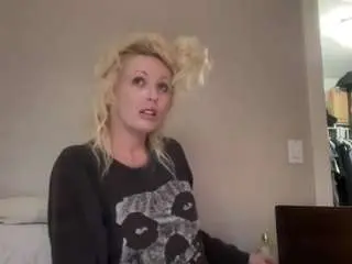Shaqueefa  live sex cam