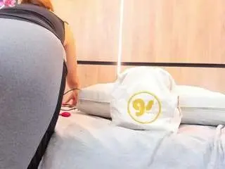 Adela-chase  live sex cam