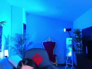 Ambarevans  live sex cam