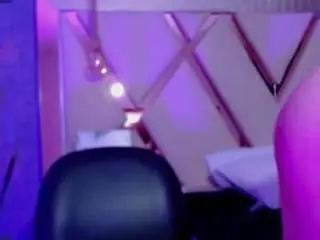 Dominate-alisson  live sex cam