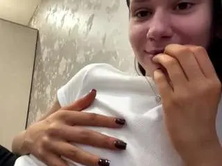 Donettachochrek  live sex cam