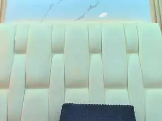 Naughtykittenm  live sex cam