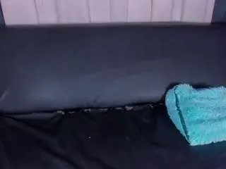 Nickiniquita  live sex cam