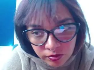 Amannemisa  live sex cam