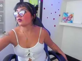 Amannemisa  live sex cam