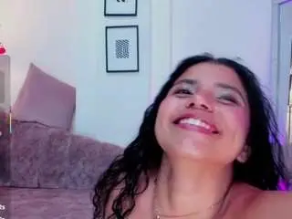 Issi-loren  live sex cam