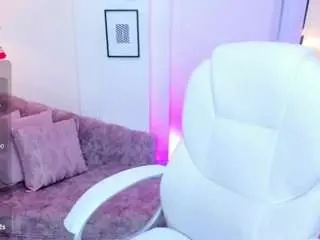 Issi-loren  live sex cam