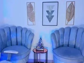 Issi-loren  live sex cam