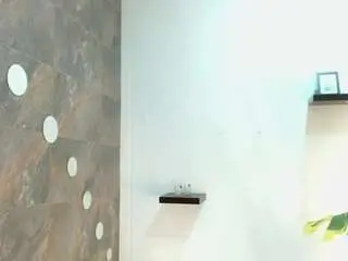 Heidywells  live sex cam