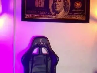 Katyhanderson  live sex cam