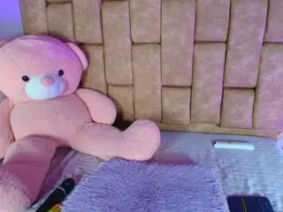 Katyhanderson  live sex cam