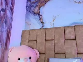 Katyhanderson  live sex cam