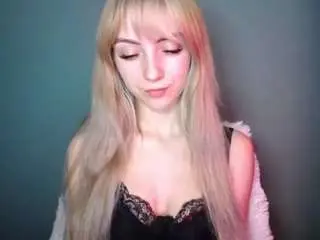 Lucialittle  live sex cam