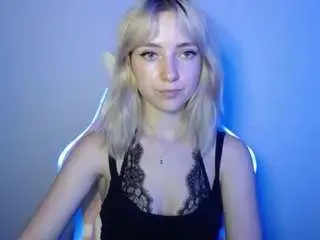 Lucialittle  live sex cam