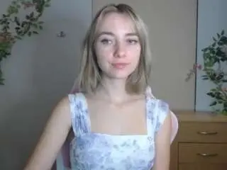 Lucialittle  live sex cam