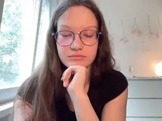 Roseleemcdeavitt  live sex cam