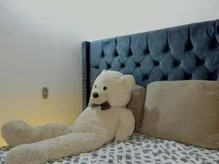 Sophia-lopeez  live sex cam