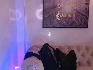 Hela-v  live sex cam