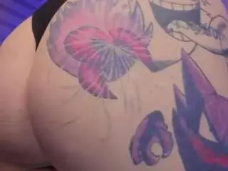 Hela-v  live sex cam
