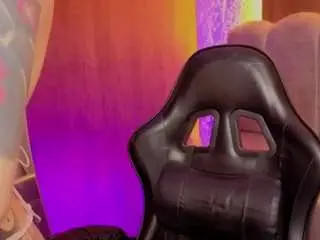 Hela-v  live sex cam