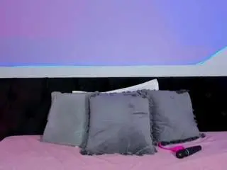 Julieta-cortes  live sex cam