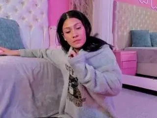 Julieta-cortes  live sex cam