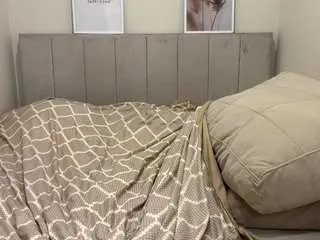 Lorakatona  live sex cam
