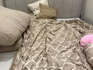 Lorakatona  live sex cam