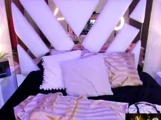 Maluqueen  live sex cam