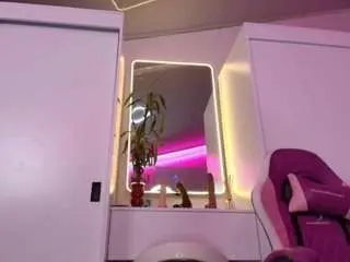 Naomiamazing01  live sex cam