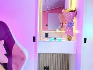 Naomiamazing01  live sex cam