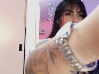 Naomiamazing01  live sex cam