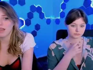 Nikol-kitt  live sex cam