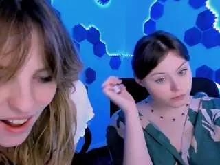 Nikol-kitt  live sex cam