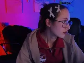 Nikol-kitt  live sex cam