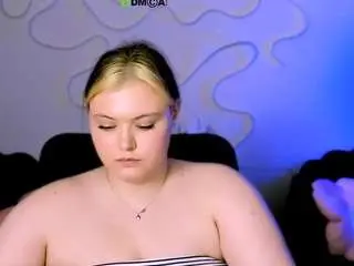 Nikol-kitt  live sex cam
